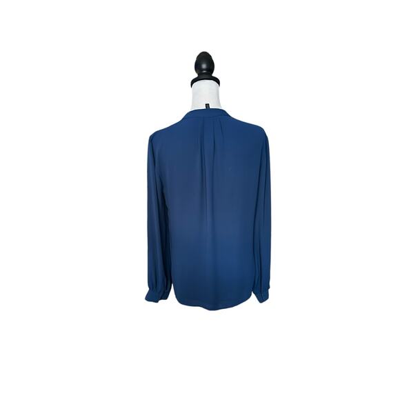 White House Black Market Blue Long Sleeve Top Size 6 - Picture 2 of 3